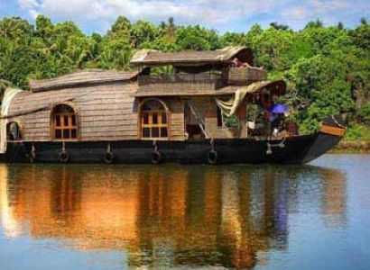 Trivendrum  Kovalam, Alleppey Thekkady, Munnar and Cochin, 3 Star Package for 9 Days