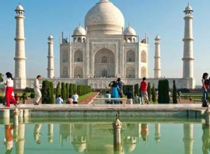 Vrindavan Agra Tour Package