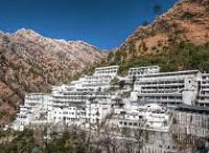 Idyllic Kashmir & Vaishnodevi Tour