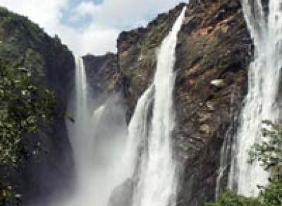 Short Escape to Saputara Tour