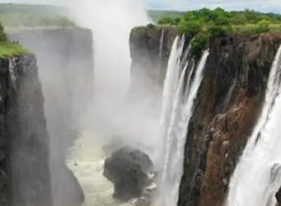 6 Days 5 Nights Livingstone, Zambia and Victoria Falls Town and Hwange National Park, Zimbabwe Tour