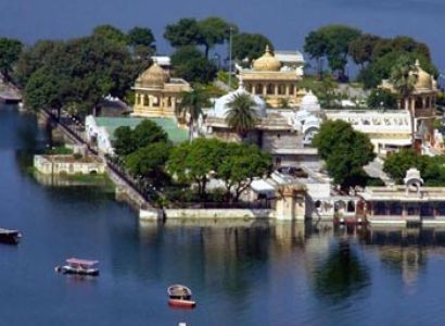 Short Escape to Mount Abu Tour