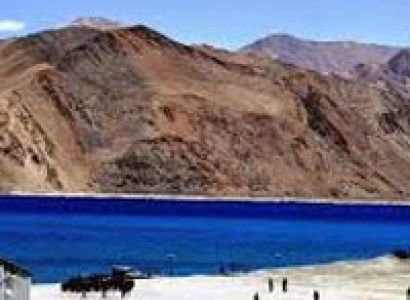 Ladakh Honeymoon Tour