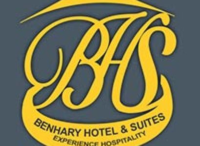 free breakfast and  free drinks Image