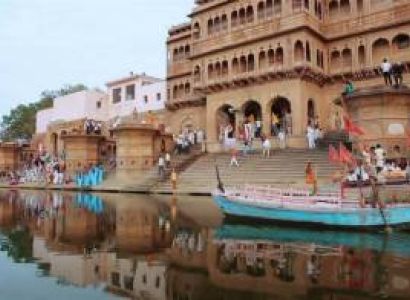 Weekend Tour in Mathura, Vrindavan & Agra