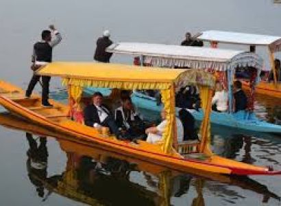 Amazing Kashmir Tour