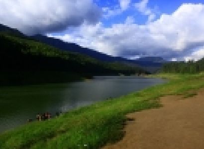 Scenic Kerala Tour Package