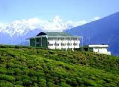 Gangtok - Pelling - Darjeeling Tour