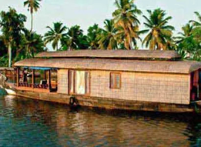 Luxury Cruise in Kerala – God’s Own Country Tour