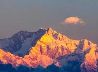 Golden Kanchunjunga Tour