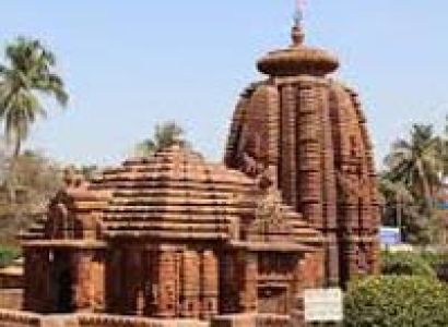 Bhubaneswar - Puri - Satapada - Pipli Tour