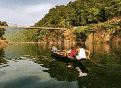 5 Days Guwahati - Shillong - Cherrapunjee - Mawlynnong Tour