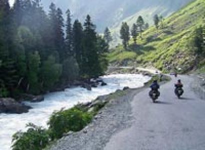 Idyllic Kashmir & Vaishnodevi Tour