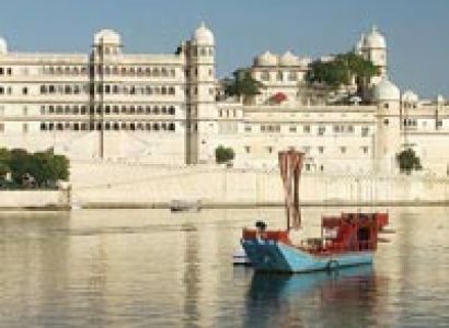 Lake city Udaipur Tour