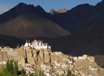 Padum To Lamayuru Trek Tour