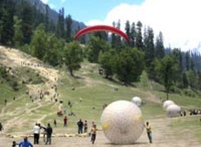 4 Days Budget Manali & New Delhi Tour Package
