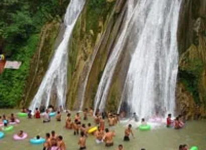 Mussoorie, Nainital, Delhi Package