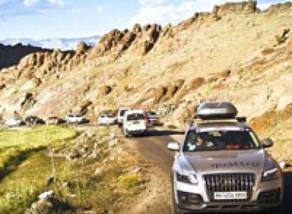 Tsomori-Ri Lake - Jeep Safari Tour