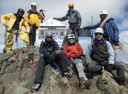 Stok Kangri Peak Expedition Tour