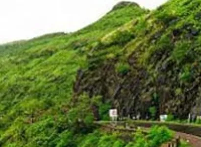 Maharashtra Honeymoon Special Package