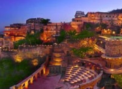 Golden Triangle r With Neemrana Tour