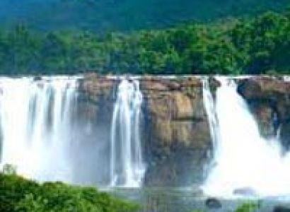 The Niagra Falls Of India At Athirapally, Kerala Tour