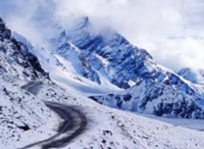 Manali Deo Tibba & Hamta Valley Trek Tour