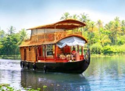 Romantic Kerala Backwater Packages