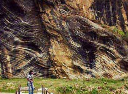 Kasol to Kheerganga Trek Tour