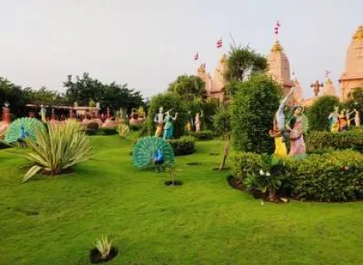 Statue Of Unity With Ahmedabad