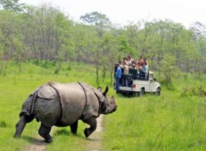 Kathmandu - Pokhara - Chitwan - Nagarkot Tour