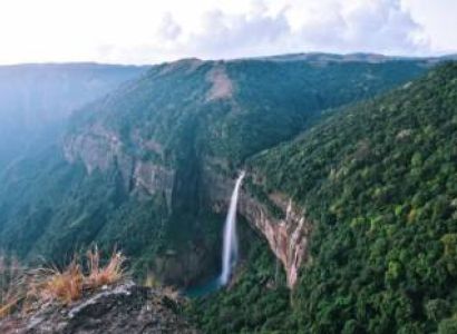 ASSAM – MEGHALAYA - MAWLYNNONG 4 NIGHTS / 5 DAYS