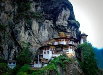 5 Nigts 6 Days Bhutan Tour