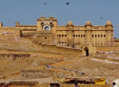 Classical Forts and Palaces Tour