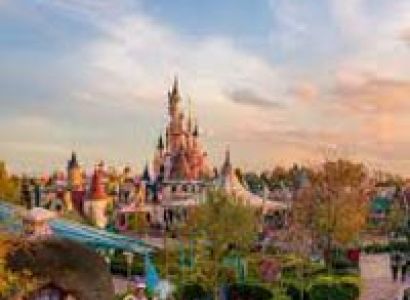 Paris With Disneyland Tour