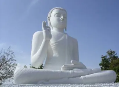 Maha Buddha Stupas Tour