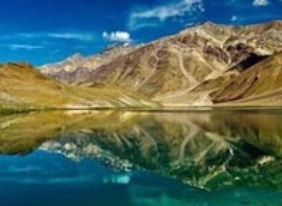 Hampta Pass Trek Tour