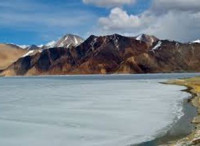 Ladakh Tour By Road Package