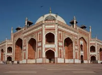 5 Days Golden Triangle Tour by Car Package
