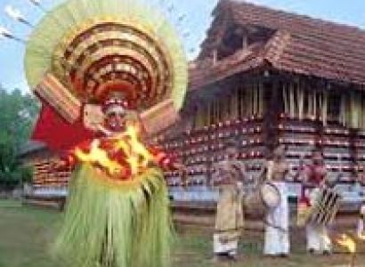 Amazing Kerala Honeymoon Package