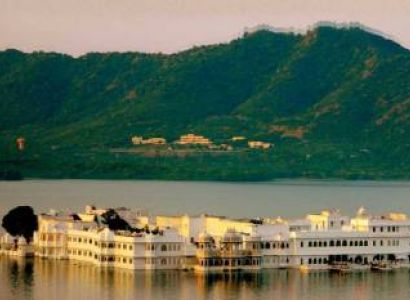 Taj and Ganga Tour Package Booking in Udaipur