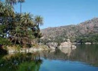 Short Escape to Mount Abu Tour
