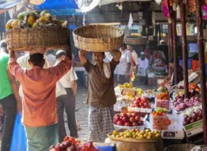 3-hour Walking Tour of Mumbai Bazaars