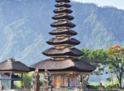 Singapore Bali Honeymoon Package