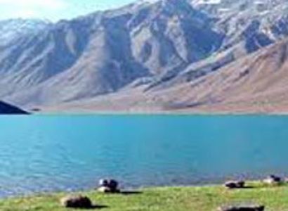 Hampta Pass Trek Tour