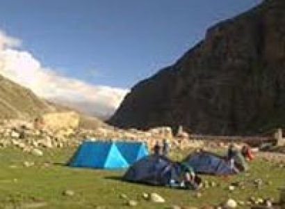 Hampta Pass Trek Tour