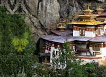 Enchanting Himalayas with Taj Tour