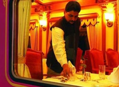 Golden Chariot Pride of the South India Tours