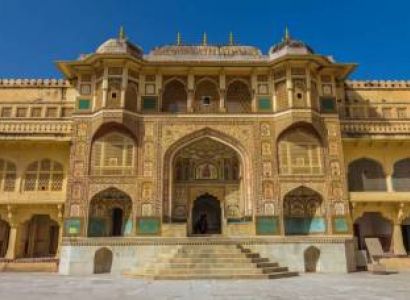 Royal Rajasthan On Wheels Luxury Train Journey Tour