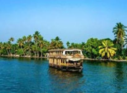 Munnar-Alleppey-Kovalam Package - 5N/6D